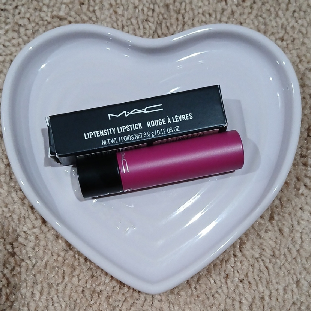 MAC Cosmetics Liptensity Lipstick Ambrosial - Vibrant Pink/Purple)